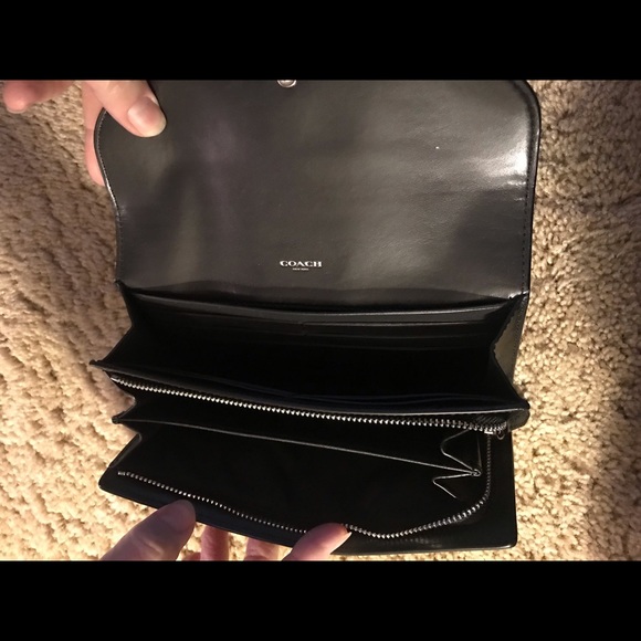 Coach Envelope Wallet - Picture 3 of 4